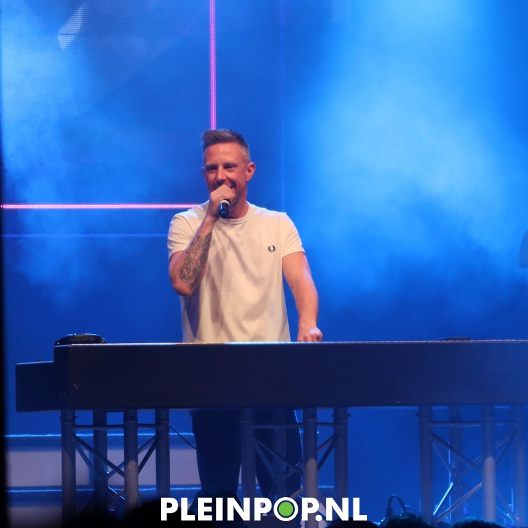 DJ Roy  Zondag    (10)